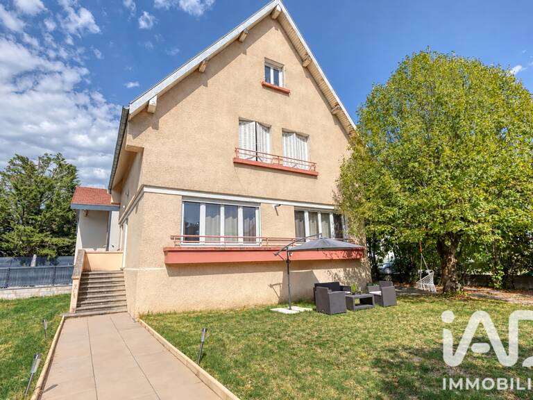 Vente Maison/villa 8 pièces — photo 1
