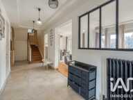 Vente Maison/villa 8 pièces — photo 2