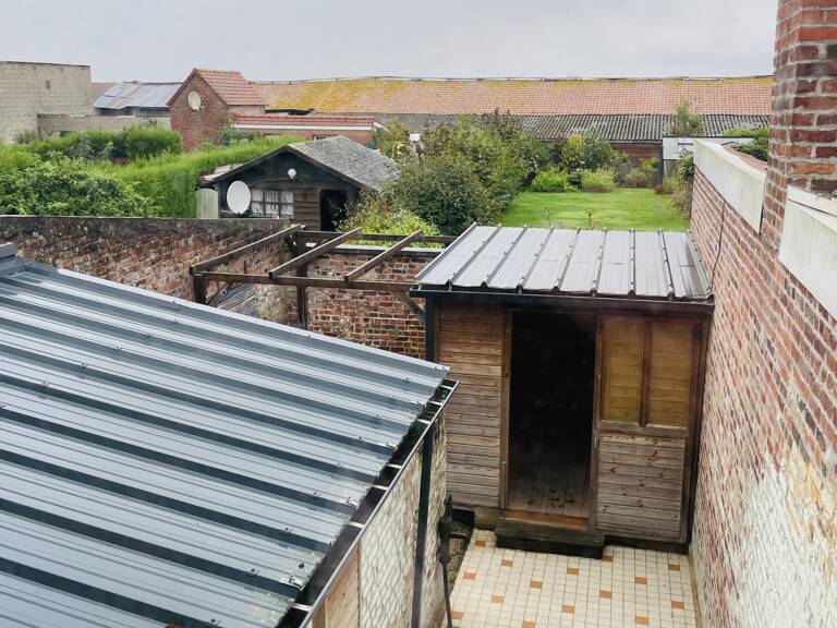 Vente Immeuble 75 m&sup2; — photo 1