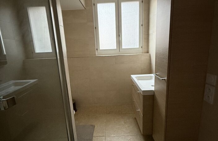 Vente Immeuble 220 m&sup2; — photo 5