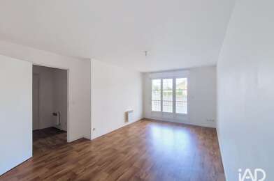 Appartement 3 pièces 820 €
