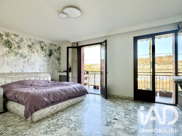 Vente Maison/villa 8 pièces — photo du bien