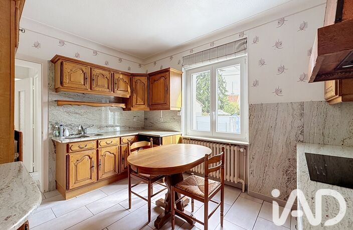Vente Maison traditionnelle 8 pièces — photo 4