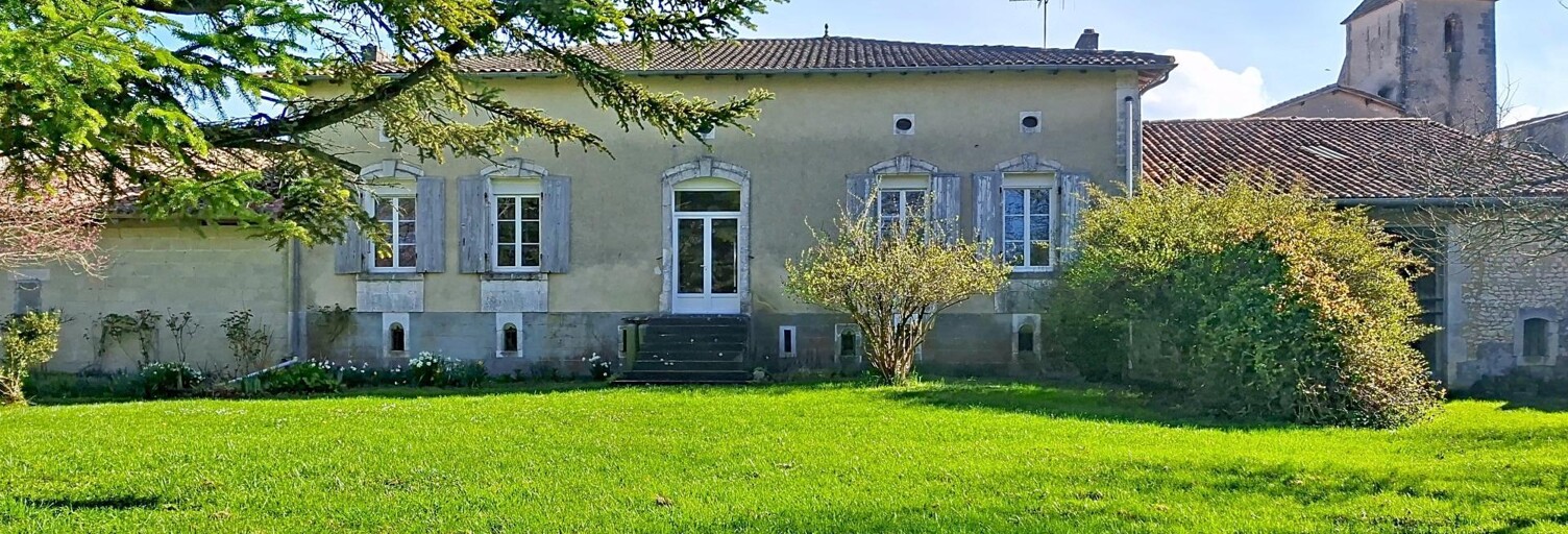 Maison 7 Pièces 203 m² à vendre à Barbezieux-Saint-Hilaire (16300)