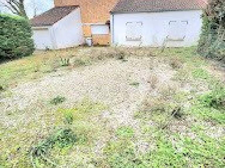 MAISON PLAIN PIED T5 GARAGE  TERRAIN PLAT CONSTRUCTIBLE — photo 1