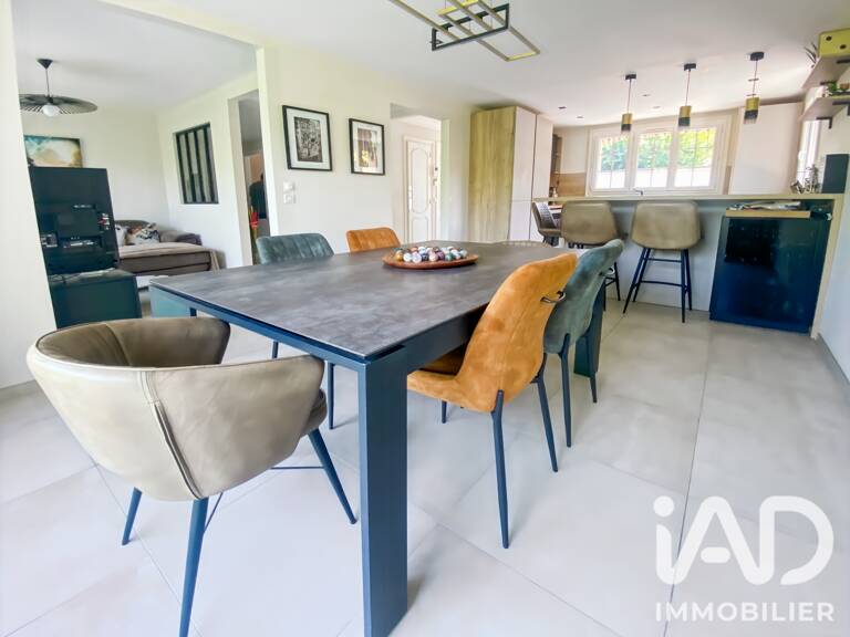 Vente Maison/villa 8 pièces — photo 1
