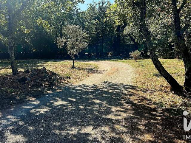 Vente Terrain agricole 687 m&sup2; — photo du bien