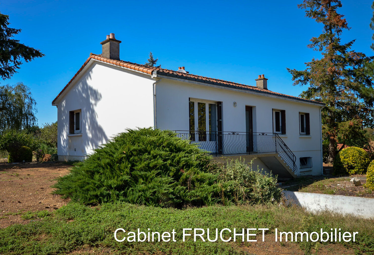 Axe CHANTONNAY - BOURNEZEAU - Grande maison de famille — photo 1