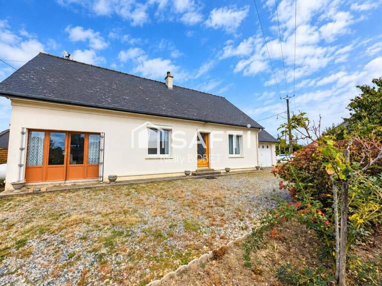Maison plain-pied en centre bourg de Baulon — photo 1