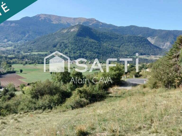 Terrain de 3165m² dont 1644 m² de constructible — photo 1