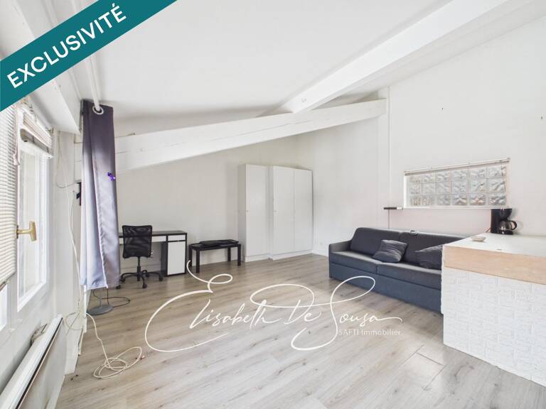 Villejuif  Grand studio lumineux de 30 m2 — photo 1
