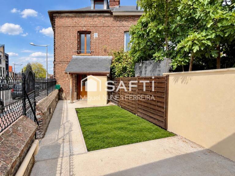 Maison soignée 2 chambres avec jardin — photo 1