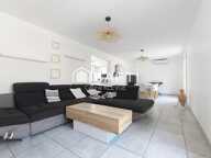VILLA R+1   3 FACES    5 PIECES — photo 4
