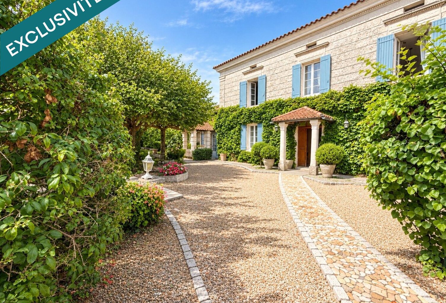 ENSEMBLE IMMOBILIER  207 M²  4 CHAMBRES  GRANGE 150 M²  DÉPENDANCE 200 M²  PISCINE  1,86 HECTARE - VERGER - PUITS — photo 1