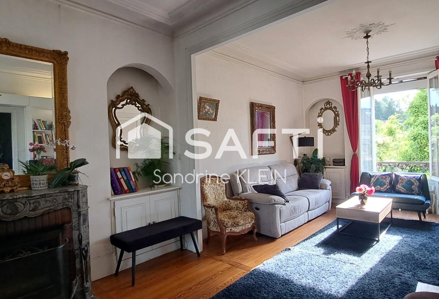 Maison de ville, 173 m², 9 pièces avec jardin, garage et dépendance — photo 1