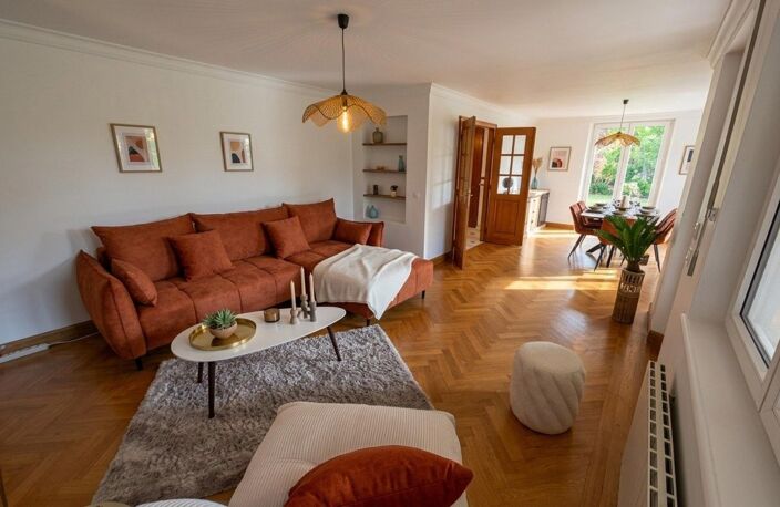 Maison Familiale de 230 s² sur 1 190 M² de terrain — photo 2
