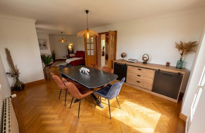 Maison Familiale de 230 s² sur 1 190 M² de terrain — photo 3