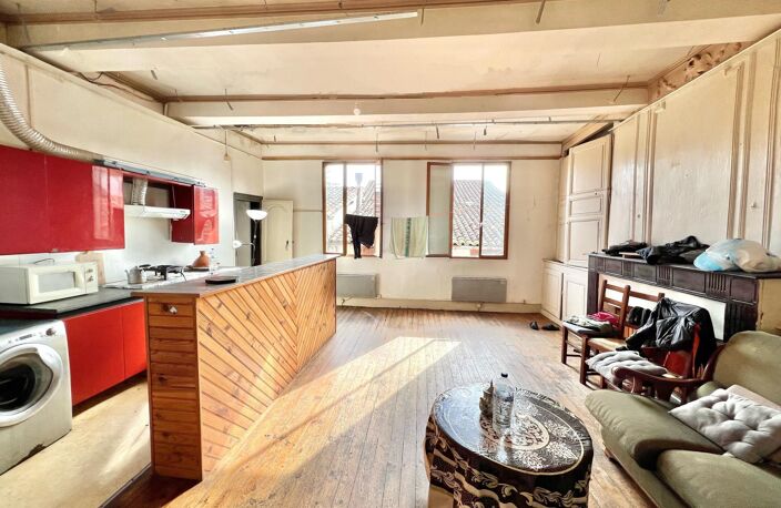 IMMEUBLE AVEC LOCAL COMMERCIAL ET 3 APPARTEMENTS — photo 4