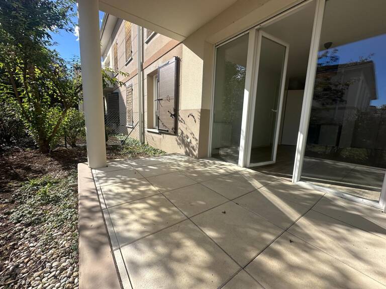 Très agréable T2 lumineux de 38 m² avec jardin privatif  Fargues-Saint-Hilaire — photo 1