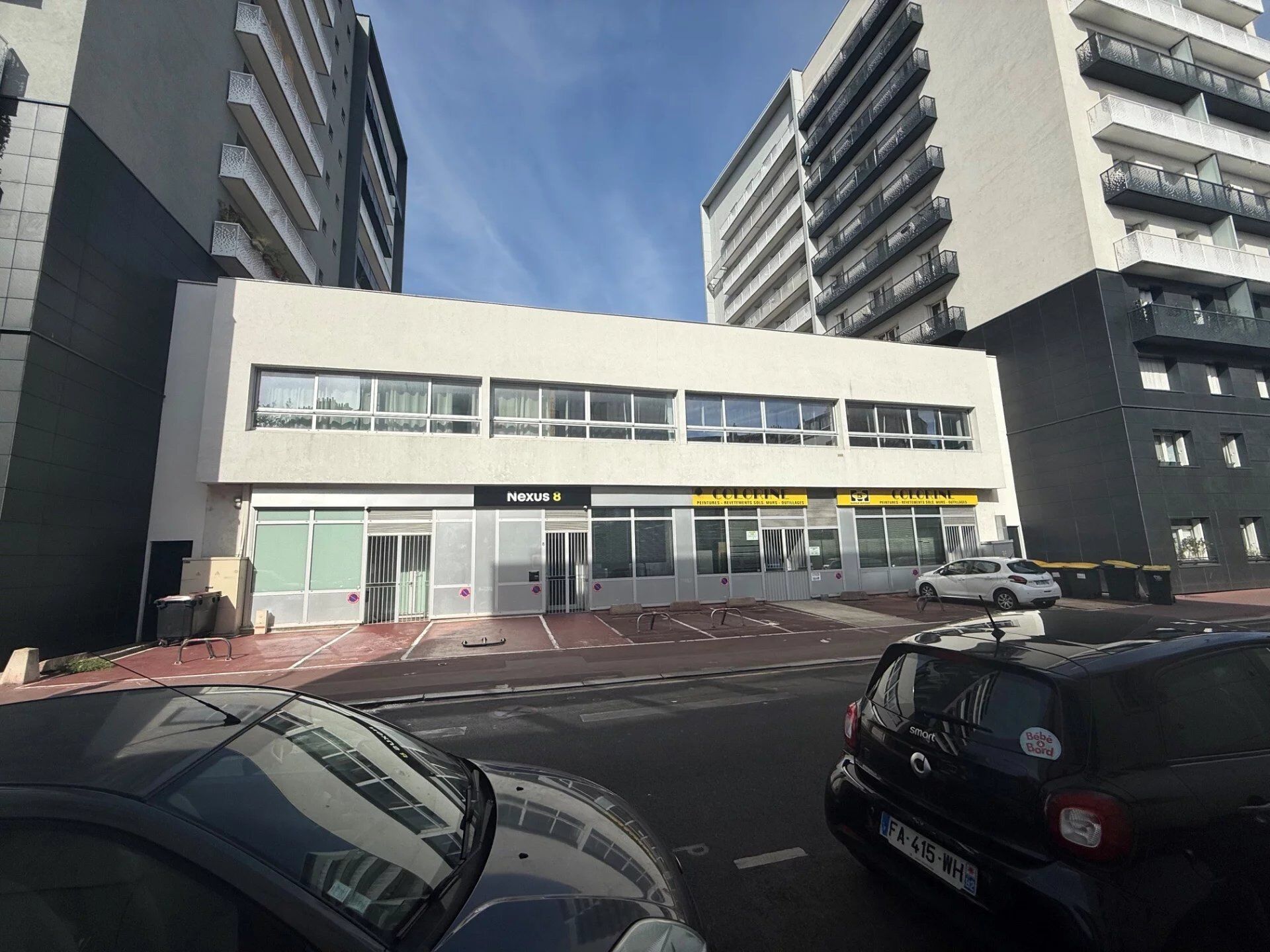 Local commercial 8 pièces 3189 m² · à Charenton-le-Pont · 3 189 m² · 4 680 000 €