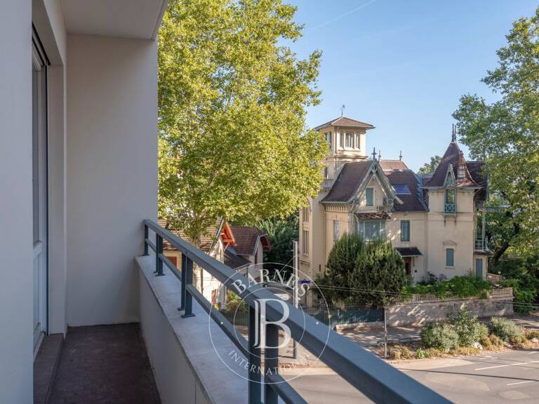 Lyon 6 -Tête D'Or - Appartement de 170 m² environ -  4 Chambres - Garage — photo 1