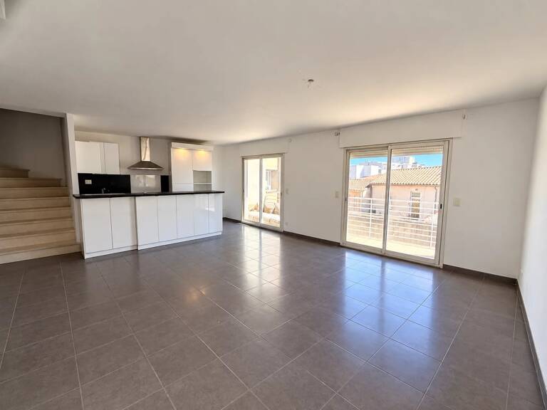 Nîmes, appartement T4 avec vue, 2ème et dernier étage en triplex avec 3 terrasses, 3 chs, 2 places de parking — photo 1