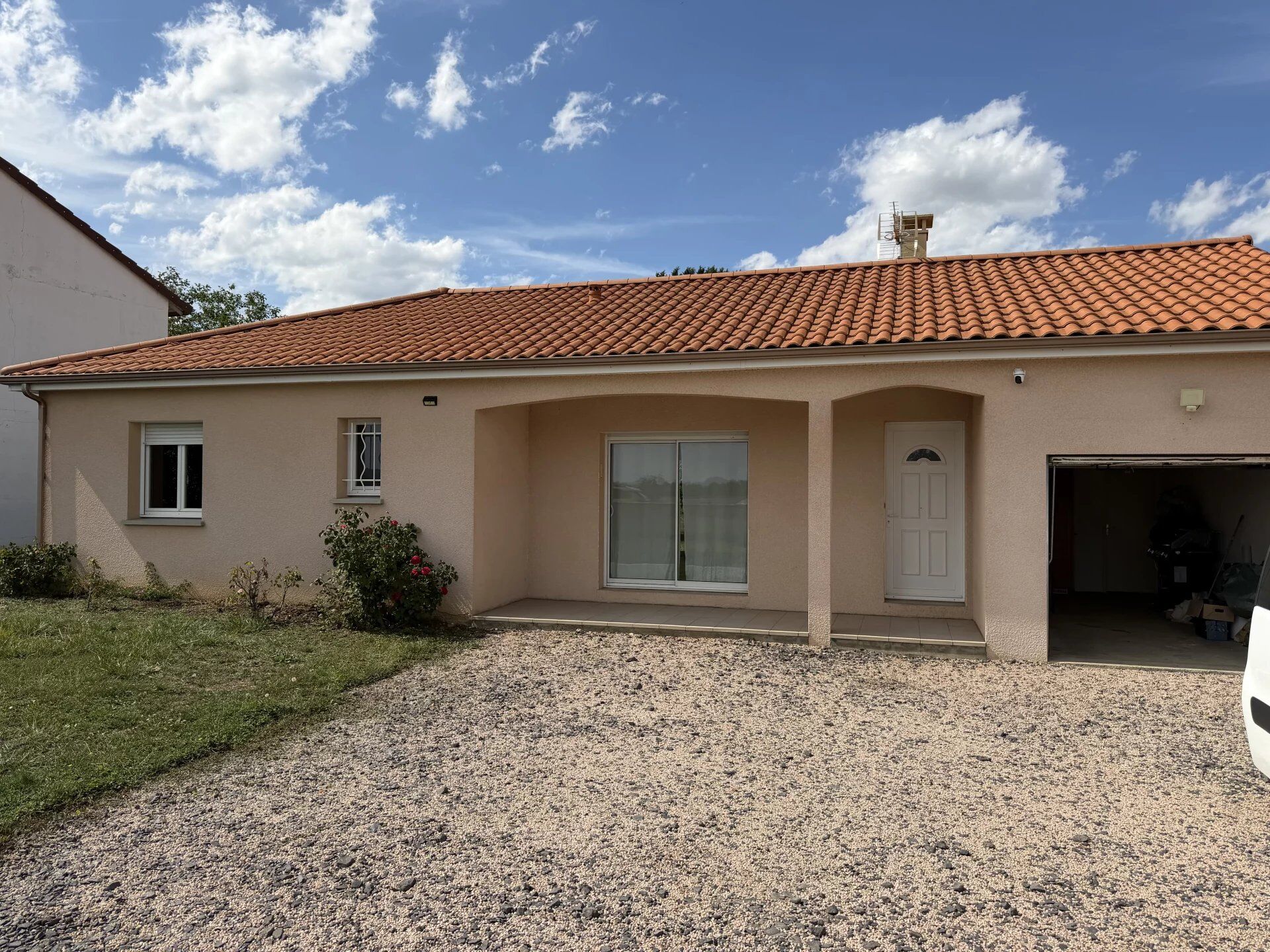 Maison 5 pièces 80 m² · à Moriat · 80 m² · 750 €/mois