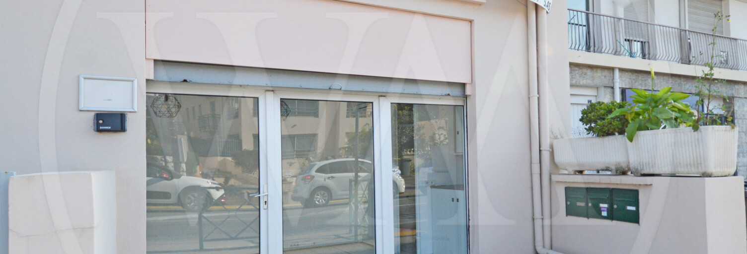 Commerce  15 m² à louer à Cagnes-sur-Mer (06800)