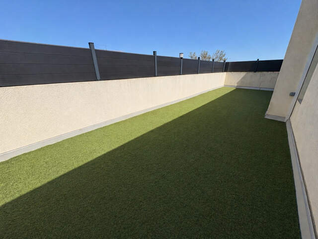 APPARTEMENT DE TYPE 3 GRANDE TERRASSE — photo du bien