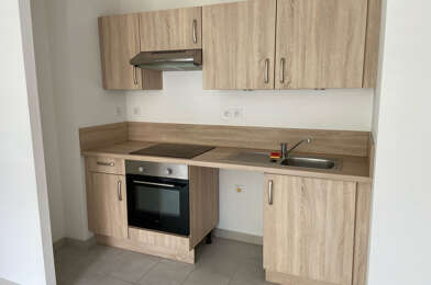 Appartement 3 pièces 867 €