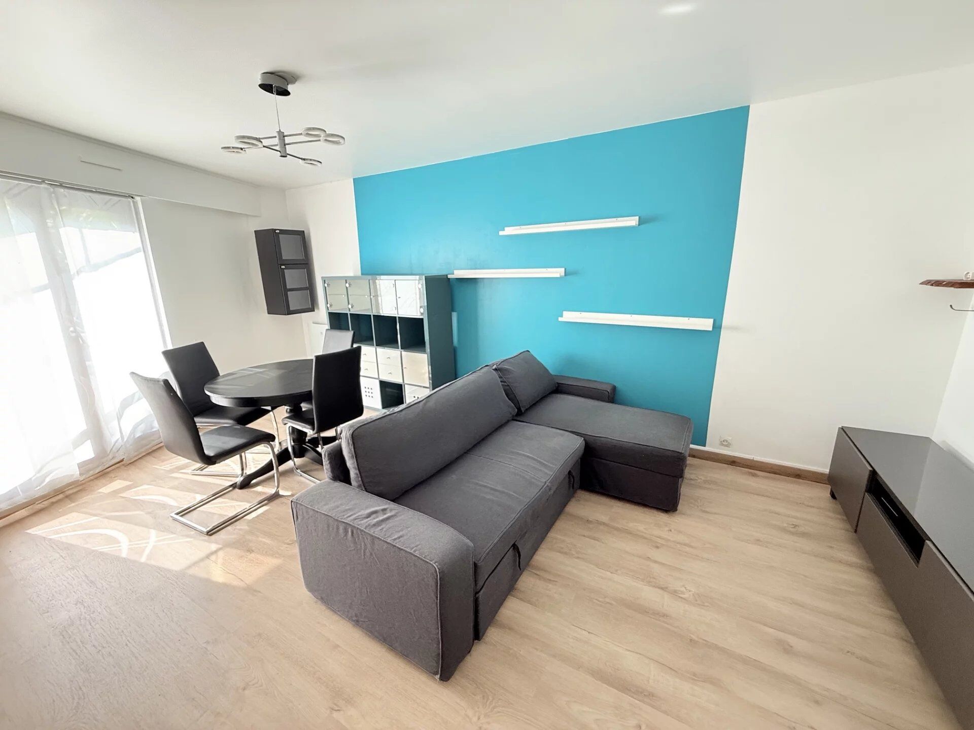 Appartement 2 pièces 48 m² · à Charenton-le-Pont · 48 m² · 1 405 €/mois