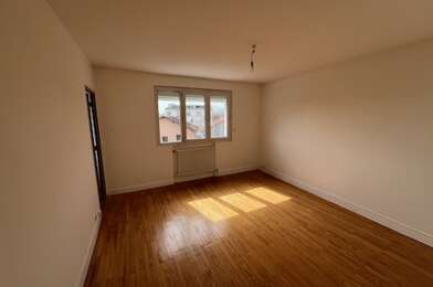Appartement 3 pièces 788 €