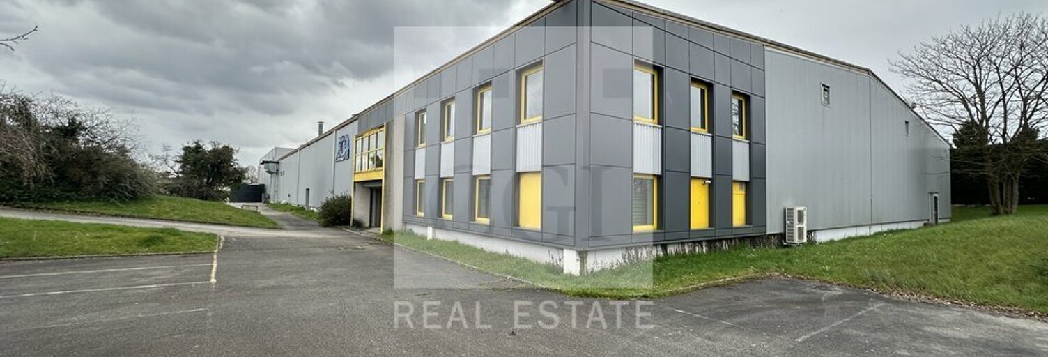 Commerce  5393 m² à vendre à Balan (01360)