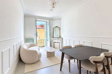 Appartement 3 pièces 1980 €