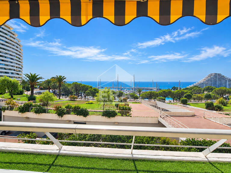 MARINA BAIE DES ANGES  - BEL APPARTEMENT 3/4 PIÈCES AVEC TERRASSE ET VUE DÉGAGÉE — photo 1