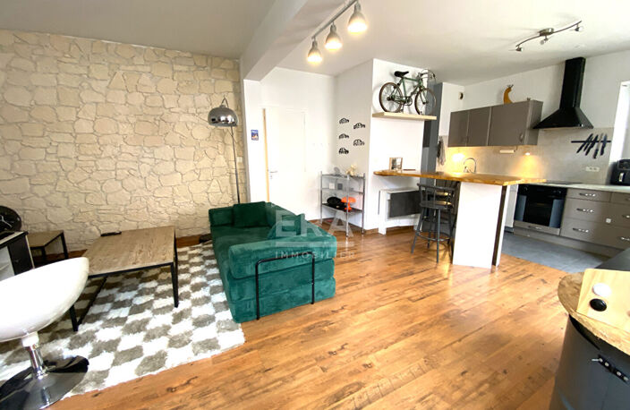 PAU - Centre-ville : Appartement T3 rénové avec terrasse de 26 m² — photo 3