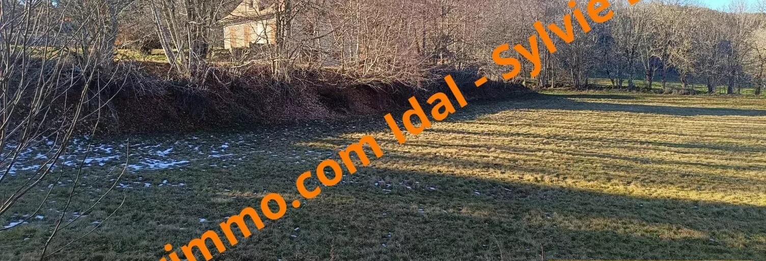 Terrain  4690 m² à vendre à Peyre en Aubrac (48130)