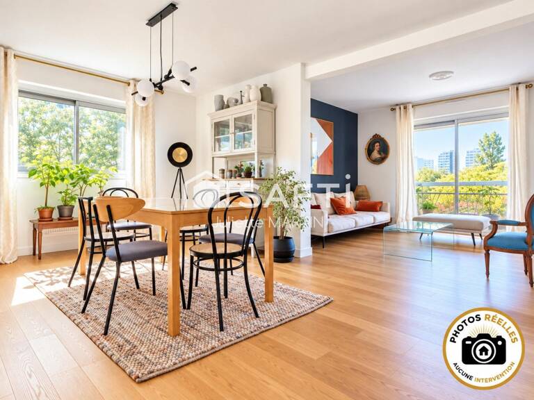 T5 RÉNOVÉ AVEC BALCON, ASCENSEUR, BOX ET CAVE — photo 1