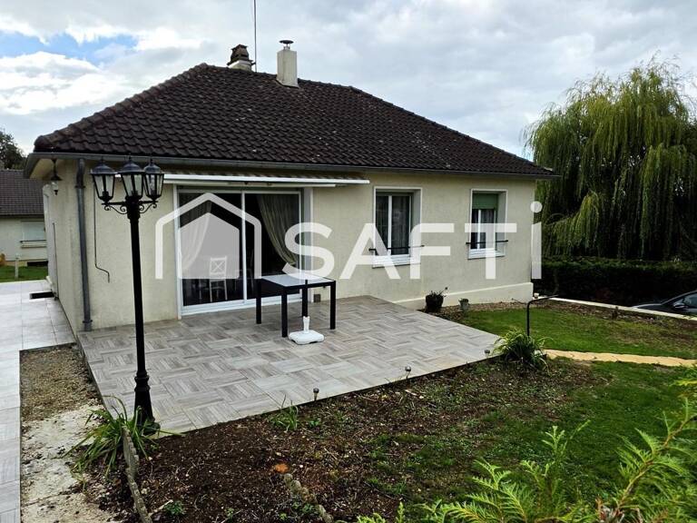 MAISON IMPECCABLE, PRÊTE À VIVRE, AVEC SOUS-SOL COMPLET À GACÉ — photo 1