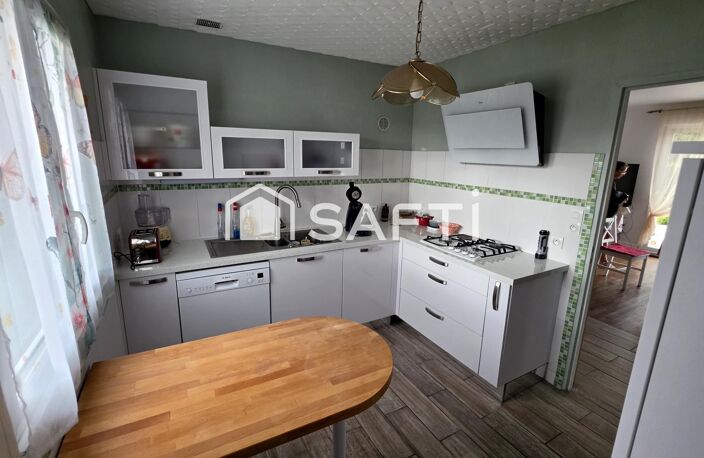 MAISON IMPECCABLE, PRÊTE À VIVRE, AVEC SOUS-SOL COMPLET À GACÉ — photo 5