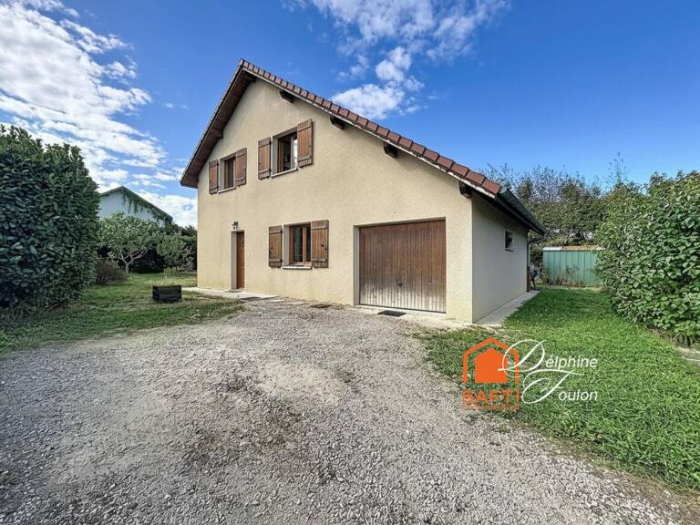 Maison familiale à Saint-André-le-Gaz, proche gare. — photo 1