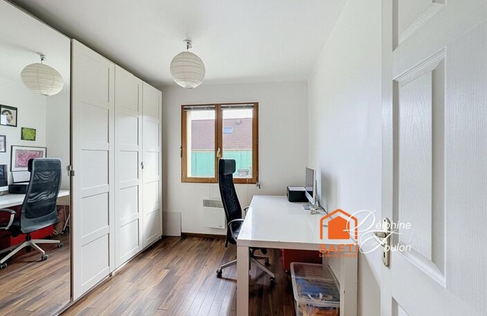 Maison familiale à Saint-André-le-Gaz, proche gare. — photo 4