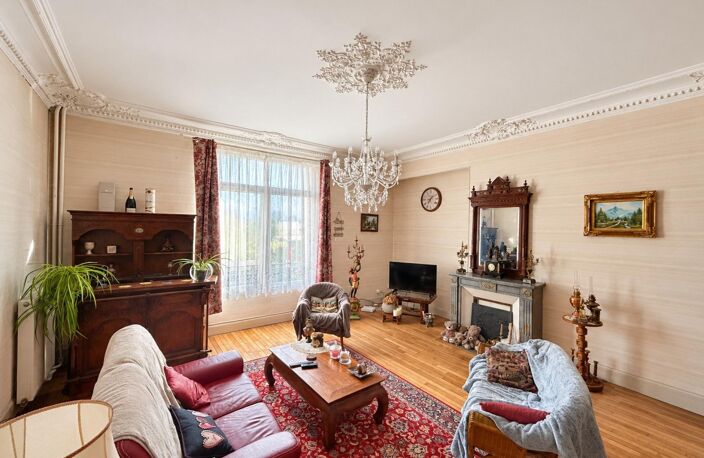 Maison bourgeoise de caractère  310 m² — photo 2