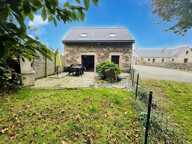 Ensemble immobilier de caractère comprenant une longère, un gîte et une maison à rénover, à 30 minutes de Lannion et proche de la Côte de Granit Rose.Longère +Gîte +Dépendance sous ardoise et atelier — photo 3