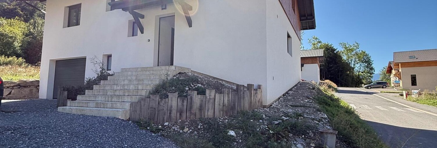 Maison 5 Pièces 140 m² à vendre à Magland (74300)