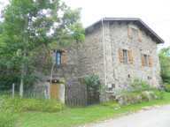Authentique maison ardèchoise en pierre de 112m², terrain de 1180m² attenant et source — photo 2