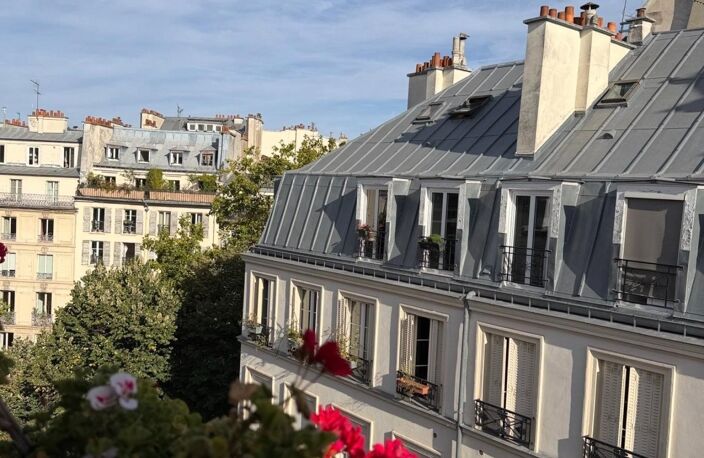 Paris 3 - MAISON SUSPENDUE SUR LES TOITS DE PARIS — photo 2