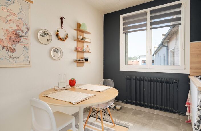 T3 rénové avec goût, chaleureux et lumineux — photo 3