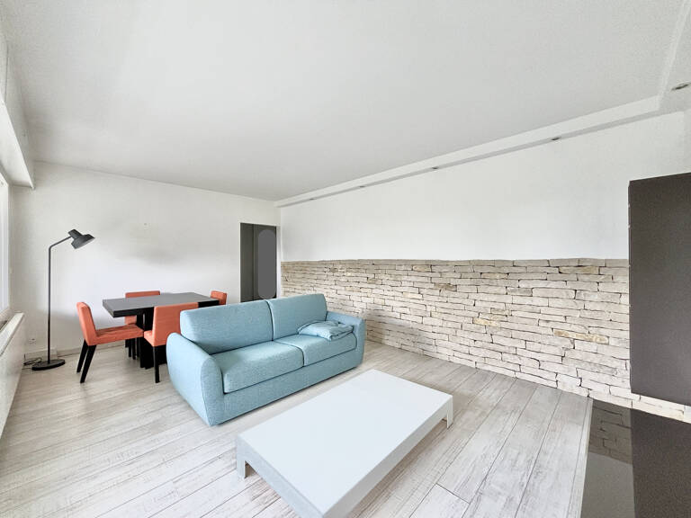 T2 meublé de 63,04m2 avec balcon — photo 1