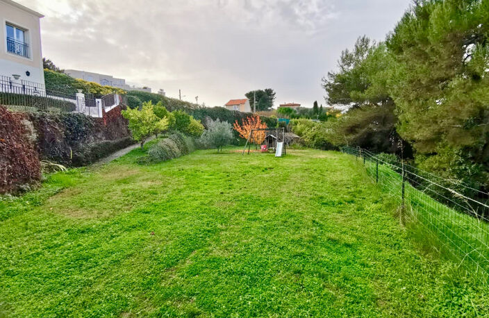 EXCLUSIVITE HAUT FABRON DEMEURE DE 270 m2 + 6450 m2 de terrain , piscine — photo 5